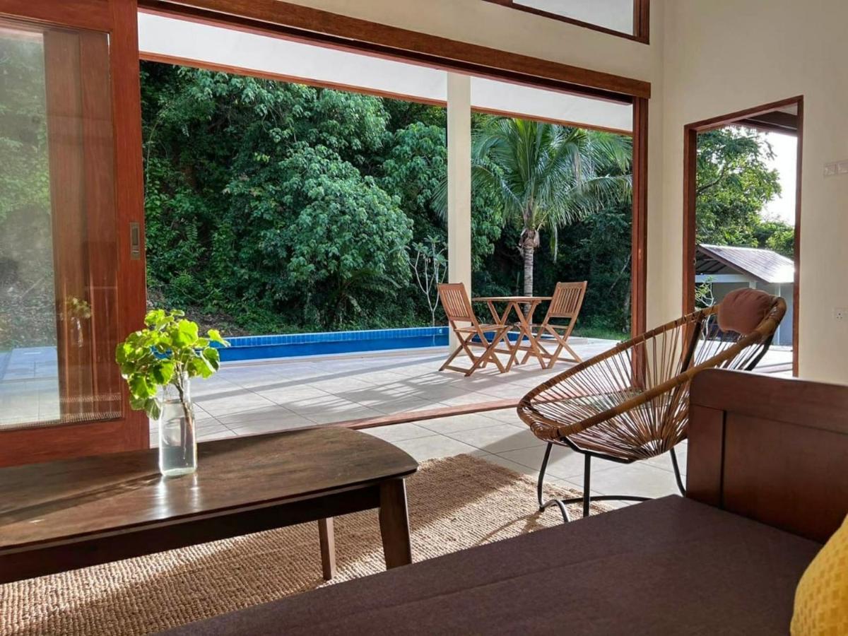 Villa Meranti - Spacious Private Pool Villa Pantai Cenang  Luaran gambar
