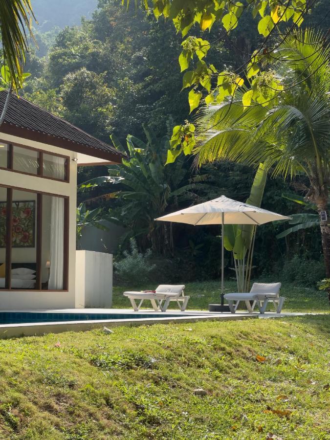 Villa Meranti - Spacious Private Pool Villa Pantai Cenang  Luaran gambar